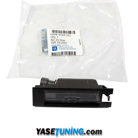 Corsa C Plaka Lambası Komple GM 6223506 - 9164143 Corsa C Plaka Lambası Komple GM 6223506 - 9164143